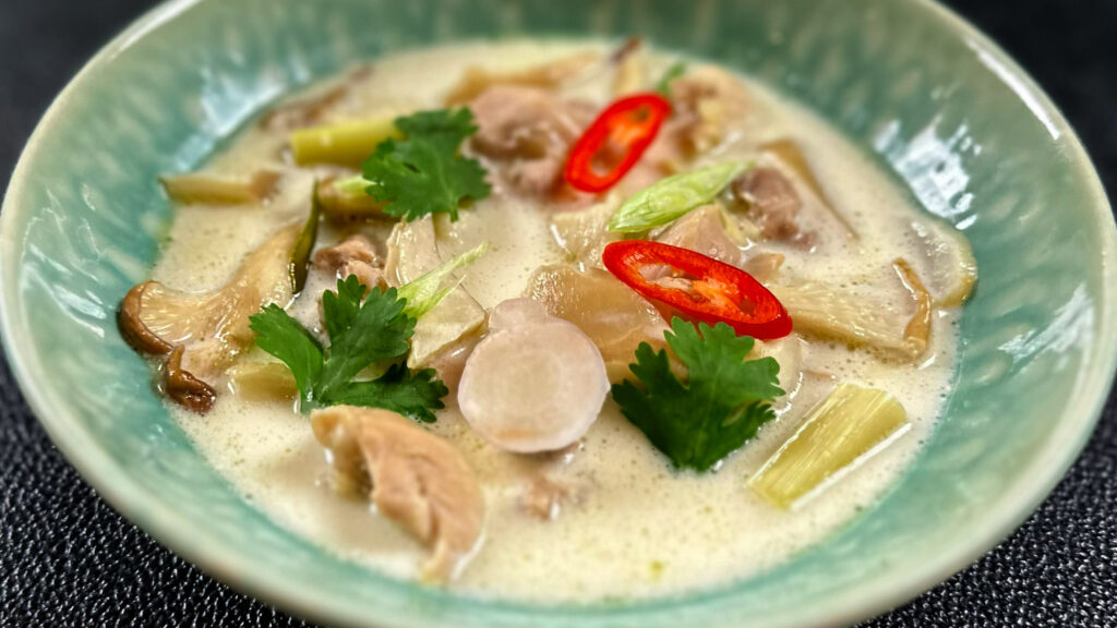 tom kha kit: Tom Kha Gai - Ferdig rett