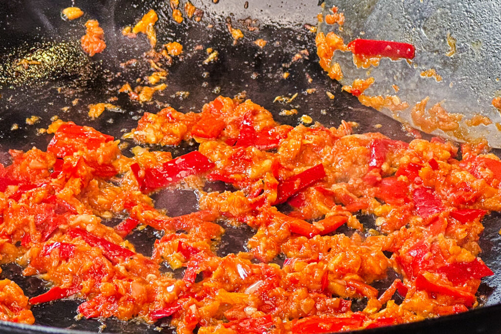 Chiliblanding surres i Wok