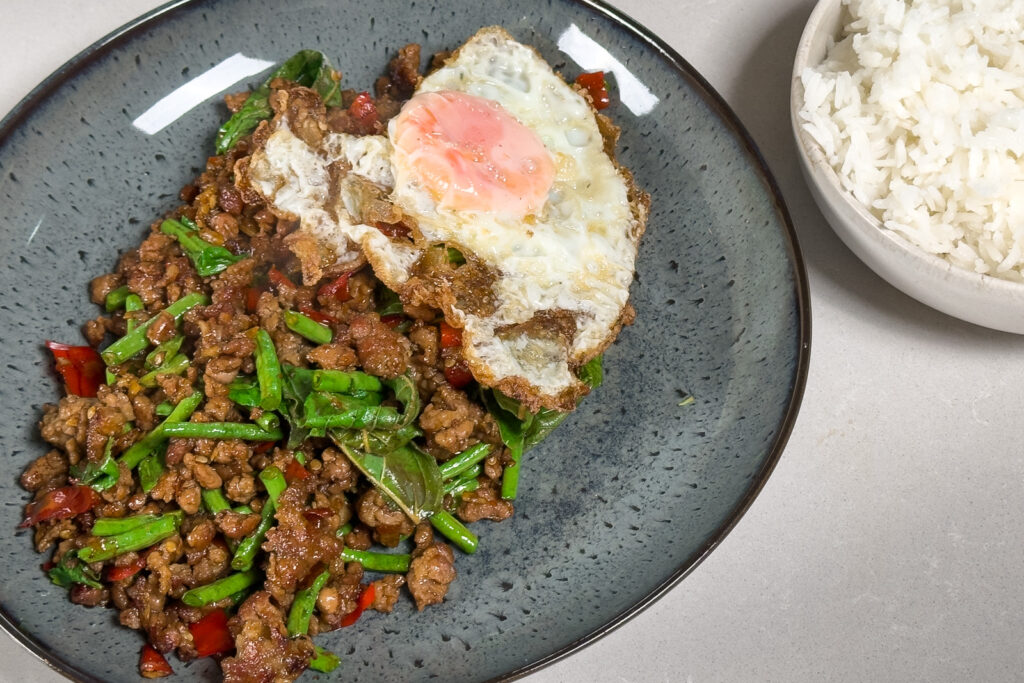 Pad Kaprao Moo - Ferdig rett