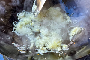 Pad Thai &ndash; L&oslash;k og hvitl&oslash;k surres i wok