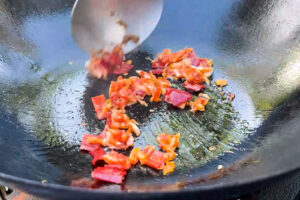 Pad Kaprao Goong - chili og hvitl&oslash;k wokkes