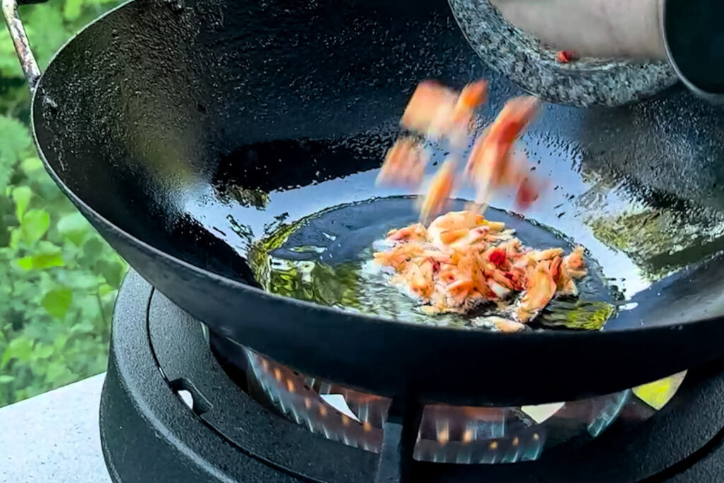 Pad Pak Boong - Hvitløk og chili i wok