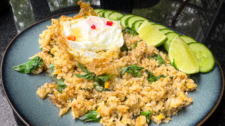 Wokbase Khao pad kai, fried rice - ferdig rett